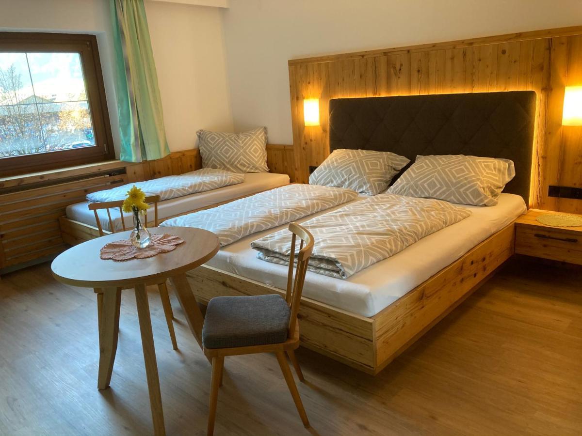 Ferienwohnung Kroell 齐勒河谷采尔 外观 照片