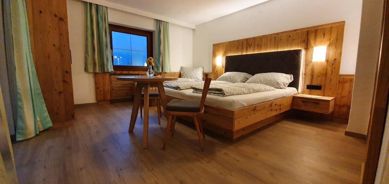 Ferienwohnung Kroell 齐勒河谷采尔 外观 照片