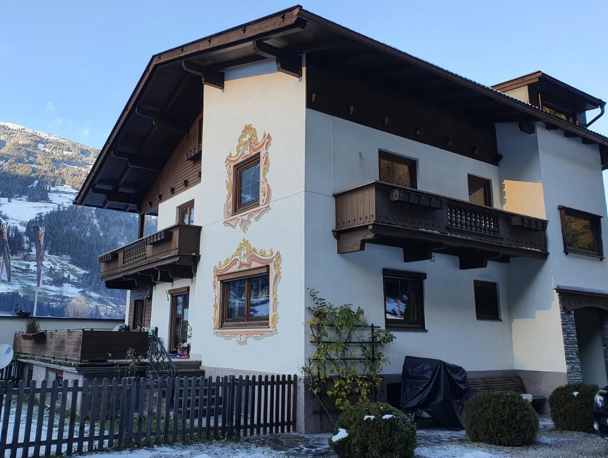 Ferienwohnung Kroell 齐勒河谷采尔 外观 照片